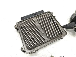 Mercedes-Benz CLS C219 Kit centralina motore ECU e serratura A2721533779