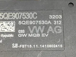 Volkswagen Golf VII Gateway control module 5QE907530C