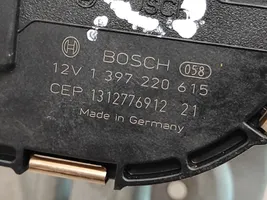 Audi Q3 8U Mechanizm i silniczek wycieraczek szyby przedniej / czołowej 3397021317