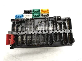 Volkswagen Golf III Fuse module 357937039