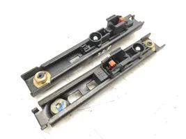 Renault Espace IV Rail de réglage hauteur de ceinture de sécurité 057166A