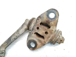 Mazda B series UF Stabilizator przedni / drążek 