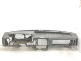 Mazda B series UF Armaturenbrett Cockpit 