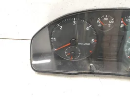 Audi A4 S4 B5 8D Compteur de vitesse tableau de bord 8D9919033A