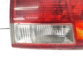 Opel Vectra C Lampy tylnej klapy bagażnika 24469463