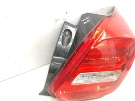 Suzuki Swift Задний фонарь в кузове 22059363