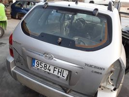 Hyundai Tucson LM Galinis dangtis (bagažinės) 737002E050