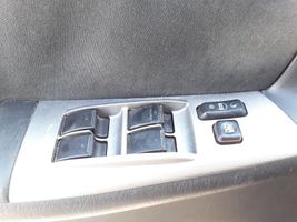 Toyota Corolla Verso E121 Interrupteur commade lève-vitre 54035084