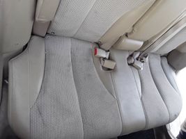 Nissan Tiida C11 Otrā sēdekļu rinda 
