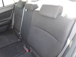 Subaru Impreza III Второй ряд сидений 