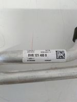 Audi A4 S4 B9 8W Tubo flessibile del liquido di raffreddamento del motore 8W0121400B