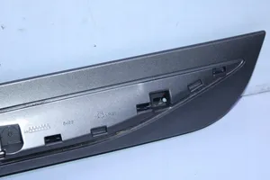 Toyota Yaris Rivestimento portiera posteriore (modanatura) 757420D210