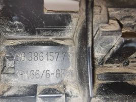 Peugeot 307 Uchwyt / Rączka zewnętrzna otwierania klapy tylnej / bagażnika 9638615777