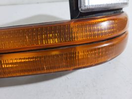 Chrysler Voyager Clignotant avant 4399713