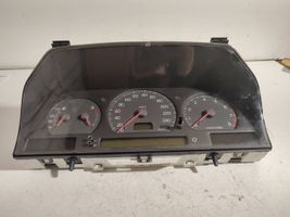 Volvo S70  V70  V70 XC Speedometer (instrument cluster) 9472519