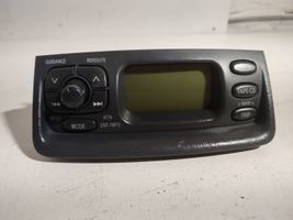 Toyota Yaris Radio/CD/DVD/GPS-pääyksikkö 861100D021B1