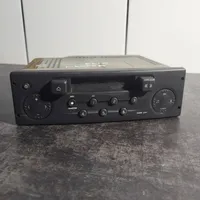 Renault Clio II Unité principale radio / CD / DVD / GPS 8200029539