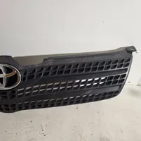 Toyota Corolla Verso AR10 Grotelės priekinės 5311113240