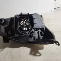 Ford Focus Lampa przednia 205676Z