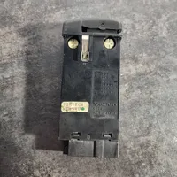 Volvo 850 Hazard light switch 9125204