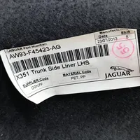 Jaguar XJ X351 Bagāžnieka sānu apakšējās apdares panelis AW93F45423AG