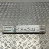 Jaguar XJ X351 Front sill trim cover AW9313200AE