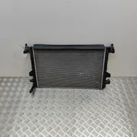 Audi Q3 F3 Radiador del refrigerante 5Q0121251HS