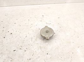 Mercedes-Benz E W124 Vase d'expansion / bouchon de réservoir de liquide de refroidissement 1245000406