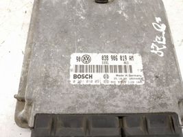 Volkswagen Bora Calculateur moteur ECU 