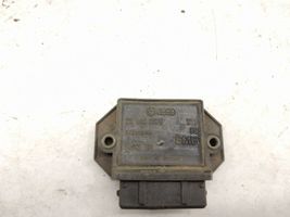 Volkswagen Golf III Sterownik / Moduł ECU 