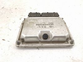 Volkswagen Golf IV Calculateur moteur ECU 