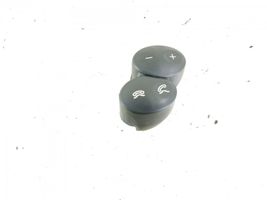 Mercedes-Benz CLK A209 C209 Steering wheel buttons/switches 