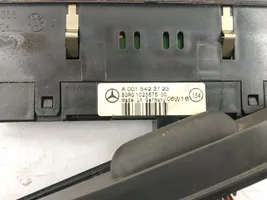 Mercedes-Benz R W251 Parkavimo (PDC) daviklių ekranas/ displėjus 
