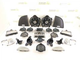 Mercedes-Benz S C217 Kit sistema audio 