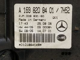 Mercedes-Benz A W169 Etuistuimen valo 