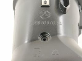 Mercedes-Benz CLS C219 Copertura griglia di ventilazione laterale cruscotto 