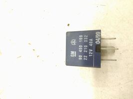 Opel Astra G Cruise control relay 