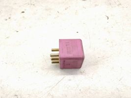 Mercedes-Benz C W202 Cruise control relay 