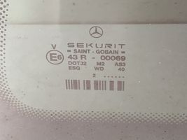 Mercedes-Benz Vaneo W414 Szyba karoseryjna tylna 4146700212