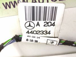 Mercedes-Benz C W204 Etuoven johtosarja A2044402334