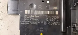 Mercedes-Benz E W212 Skrzynka bezpieczników / Komplet 