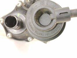 Mercedes-Benz A W176 Boîtier de thermostat / thermostat 