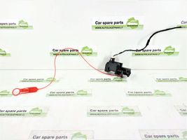 Mercedes-Benz E W212 Siłownik klapki wlewu paliwa DALISID2087