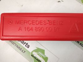 Mercedes-Benz ML W164 Triangle d'avertissement 