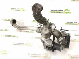 Mercedes-Benz A W176 Refroidisseur de vanne EGR 