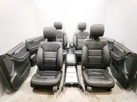 Mercedes-Benz R W251 Set di rivestimento sedili e portiere 