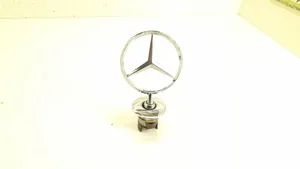 Mercedes-Benz E W211 Valmistajan merkki/logo/tunnus 