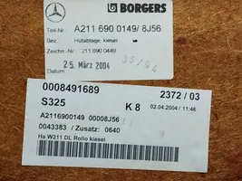 Mercedes-Benz E W211 Sähkökäyttöinen takaikkunan häikäisysuoja 