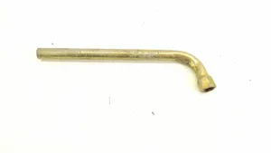 Volkswagen Golf IV Wheel nut wrench 