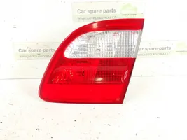 Mercedes-Benz E W211 Lampy tylnej klapy bagażnika 